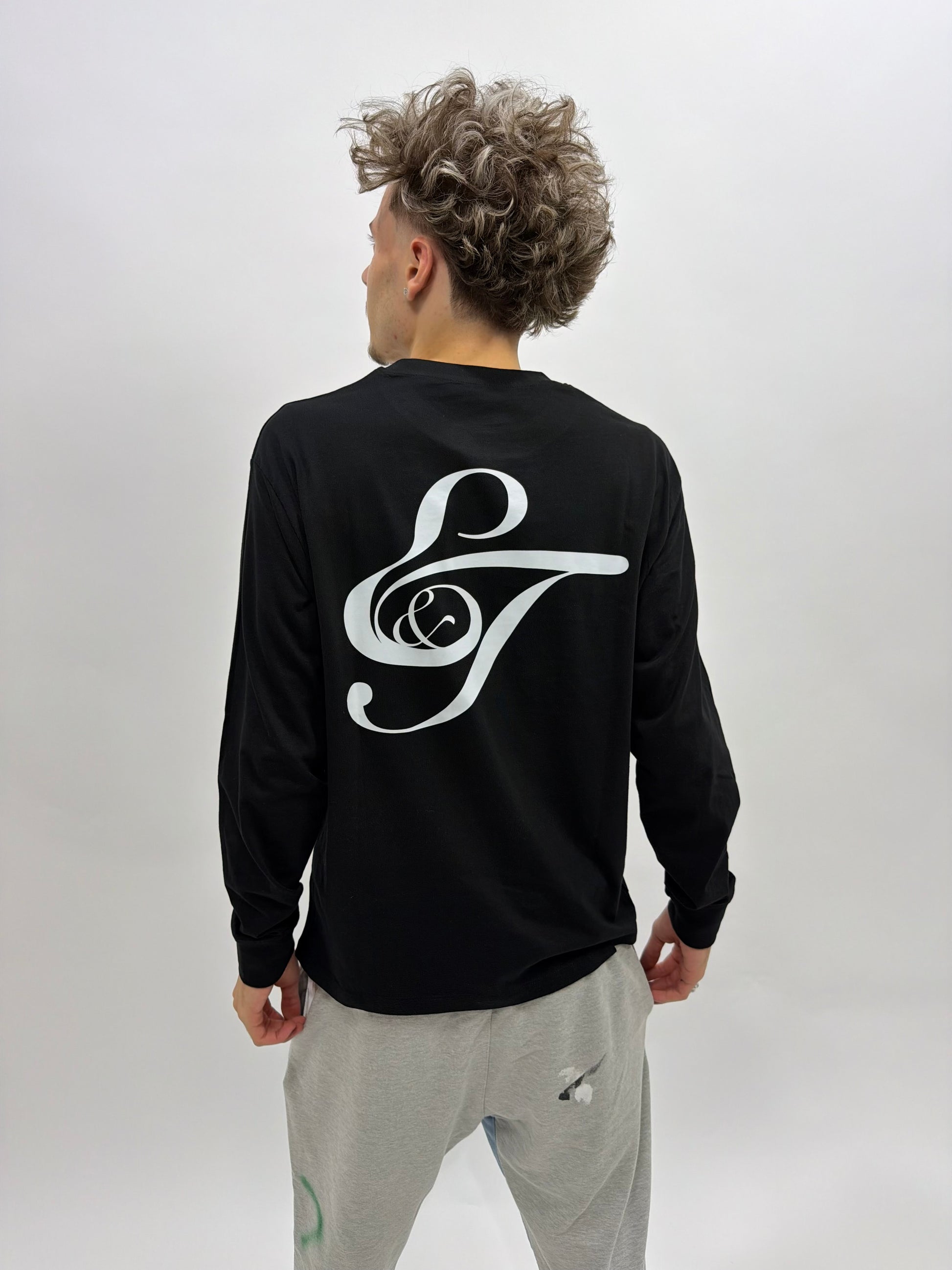 Long sleeve THVT RELIGION Black